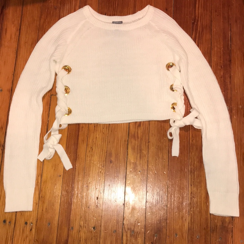 Never Worn! Cropped White Tie Up Sweater!